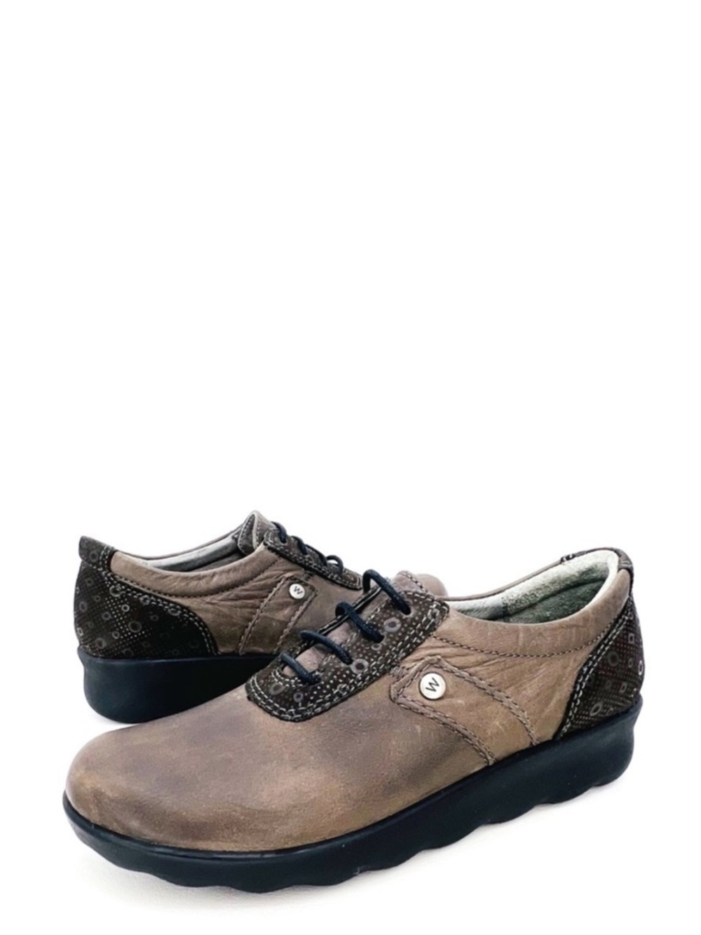 Wolky Cartage Shoe Size 37 Euro = 6 US Brown Leather Lace-Up Walking Shoes